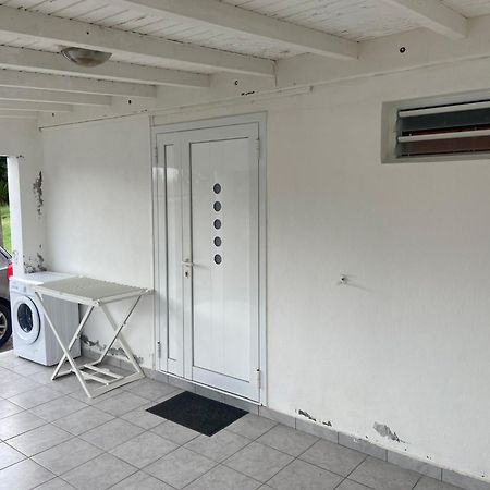 Logement De 40M2 Avec Terrasse, Moderne Et Equipe Petit-Canal 외부 사진