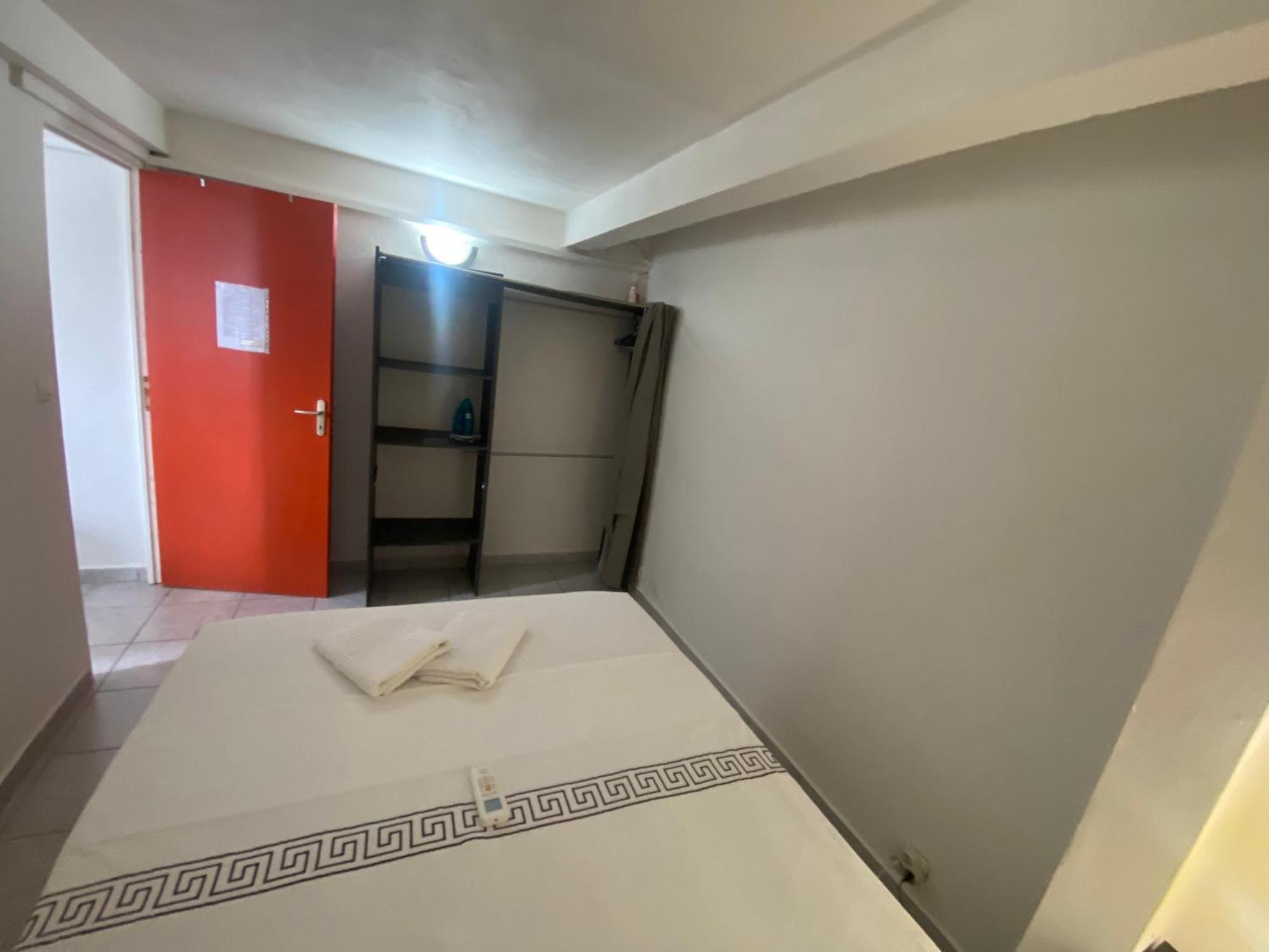 Logement De 40M2 Avec Terrasse, Moderne Et Equipe Petit-Canal 외부 사진