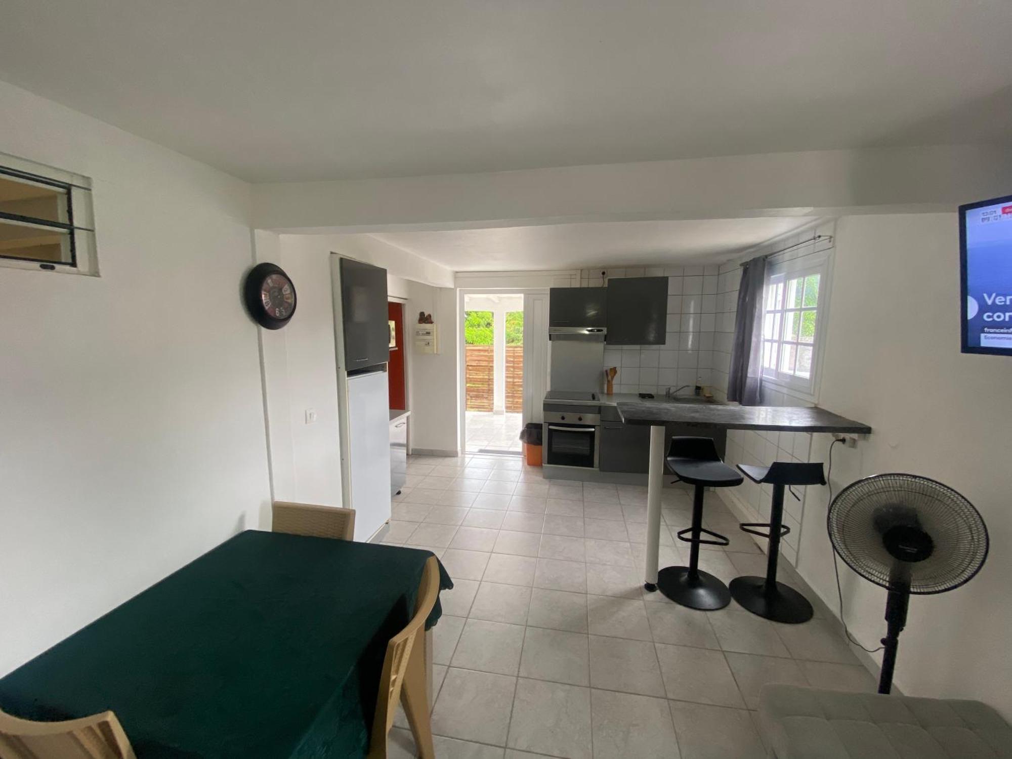 Logement De 40M2 Avec Terrasse, Moderne Et Equipe Petit-Canal 외부 사진
