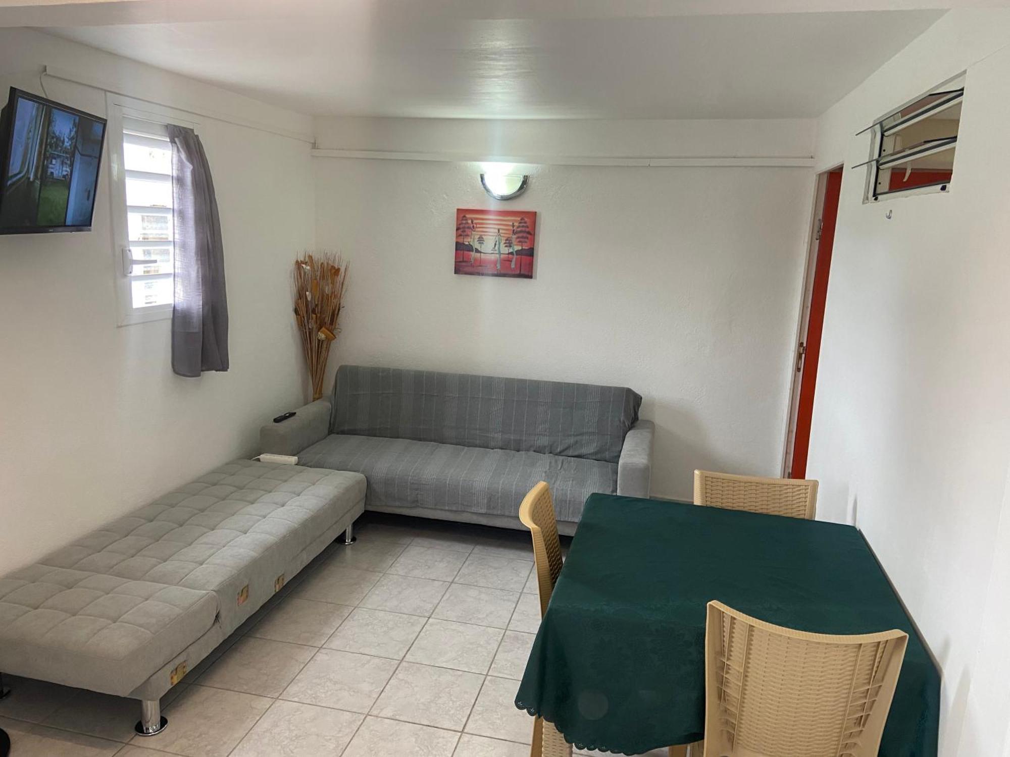 Logement De 40M2 Avec Terrasse, Moderne Et Equipe Petit-Canal 외부 사진